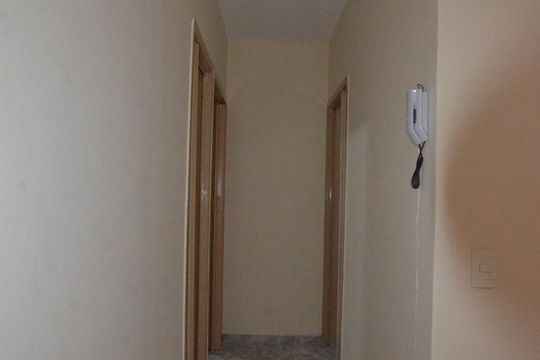 Corredor de apartamento para alugar com 2 quartos, 50m² em Irajá, Rio de Janeiro