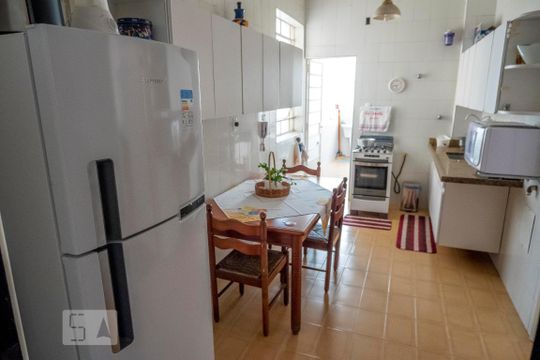 Cozinha de apartamento à venda com 3 quartos, 206m² em Jardim Paulista, São Paulo