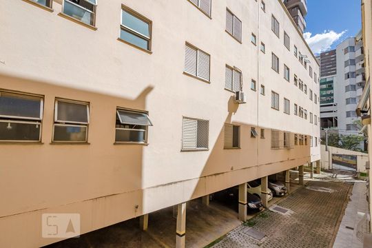 Quarto 2 de apartamento para alugar com 2 quartos, 58m² em Buritis, Belo Horizonte