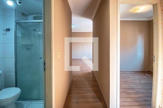 Corredor de apartamento à venda com 3 quartos, 65m² em Jardim Jaqueline, São Paulo