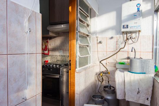 Lavanderia de apartamento para alugar com 2 quartos, 67m² em São João, Porto Alegre