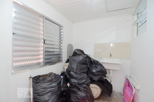 Área de Serviço de casa para alugar com 1 quarto, 50m² em Jardim Palmira, Guarulhos