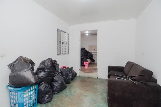 Quarto  de casa para alugar com 1 quarto, 50m² em Jardim Palmira, Guarulhos