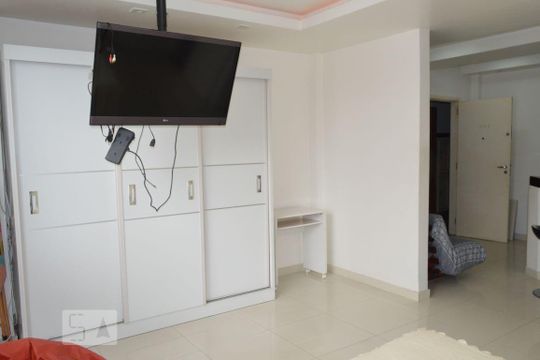 Kitnet de kitnet/studio para alugar com 1 quarto, 35m² em Centro, Niterói