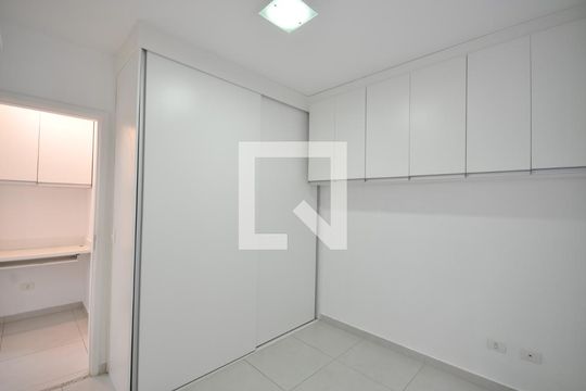Quarto de casa de condomínio para alugar com 1 quarto, 38m² em Vila Mazzei, São Paulo
