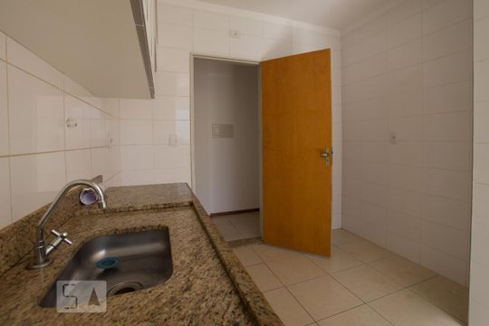 Cozinha de apartamento para alugar com 2 quartos, 82m² em Jardim Paulista, Ribeirão Preto