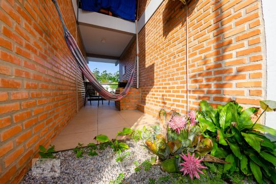 Área externa de apartamento para alugar com 2 quartos, 60m² em São João do Rio Vermelho, Florianópolis