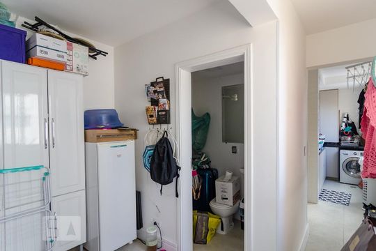 Quaro de Serviço de apartamento à venda com 4 quartos, 220m² em Vila Mascote, São Paulo