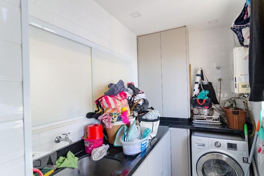 Lavanderia de apartamento à venda com 4 quartos, 220m² em Vila Mascote, São Paulo