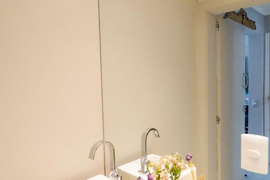 Lavabo de apartamento à venda com 4 quartos, 220m² em Vila Mascote, São Paulo