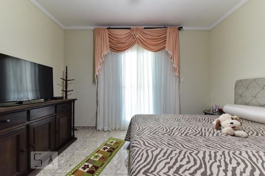 Quarto de casa à venda com 3 quartos, 190m² em Nova Petrópolis, São Bernardo do Campo