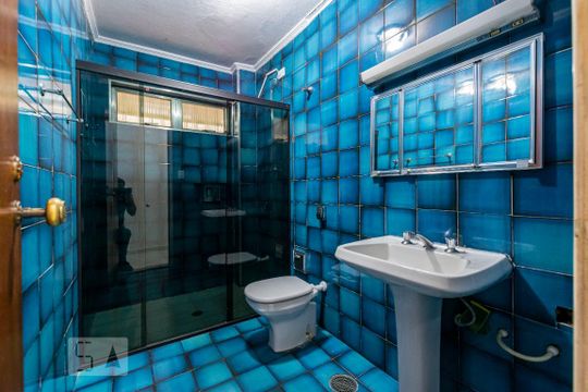 Banheiro 1 de casa à venda com 3 quartos, 200m² em Jardim Previdência, São Paulo