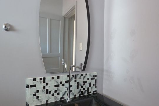 Banheiro de apartamento à venda com 1 quarto, 37m² em Liberdade, São Paulo