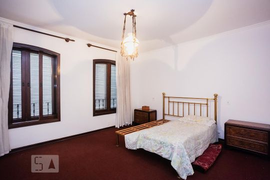 Suíte 1 de casa à venda com 4 quartos, 450m² em Vila Tramontano, São Paulo