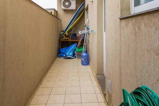 Saranda de casa de condomínio para alugar com 4 quartos, 294m² em Jardim Carvalho, Porto Alegre
