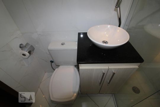 Banheiro Suite 2 de casa à venda com 2 quartos, 200m² em Jardim São Caetano, São Caetano do Sul