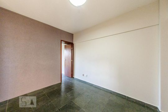 Sala de apartamento para alugar com 1 quarto, 45m² em Botafogo, Campinas