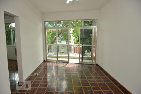 Sala de apartamento à venda com 3 quartos, 100m² em Moneró, Rio de Janeiro