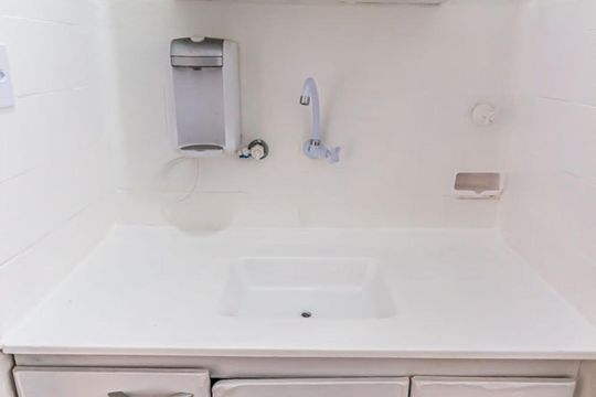 Cozinha de kitnet/studio para alugar com 1 quarto, 37m² em Consolação, São Paulo