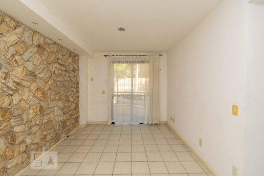 SALA de apartamento para alugar com 2 quartos, 65m² em Icaraí, Niterói