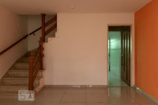 Sala de casa à venda com 2 quartos, 150m² em Jabaquara, São Paulo