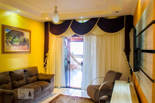 Casa à venda com 3 quartos, 278m² em Parque João Ramalho, Santo André