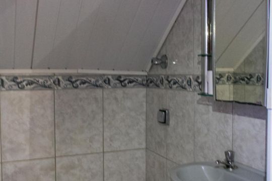 Lavabo de casa à venda com 3 quartos, 278m² em Parque João Ramalho, Santo André
