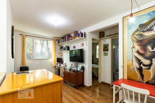 Sala  de apartamento para alugar com 2 quartos, 42m² em Colônia (zona Leste), São Paulo