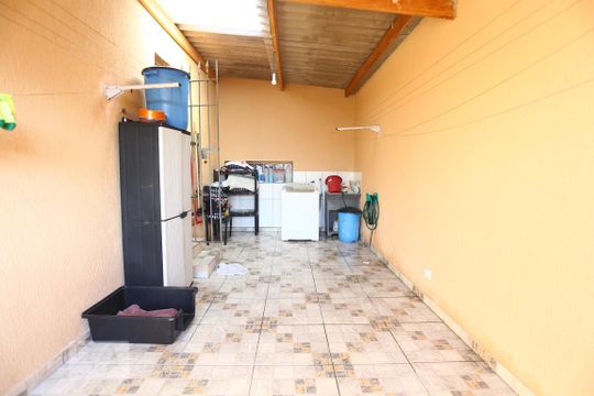 Área de Serviço de casa à venda com 4 quartos, 200m² em Jardim das Flores, Osasco