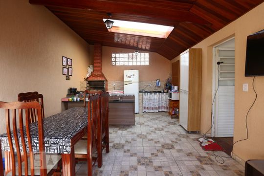 Varanda de casa à venda com 4 quartos, 200m² em Jardim das Flores, Osasco