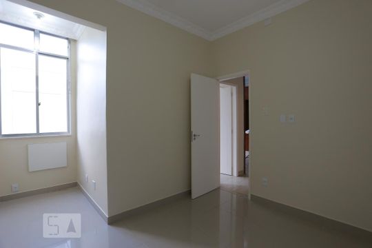 Quarto 2 de apartamento para alugar com 2 quartos, 62m² em Tijuca, Rio de Janeiro