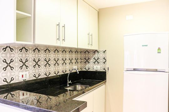 Cozinha de kitnet/studio à venda com 1 quarto, 35m² em Cidade Monções, São Paulo