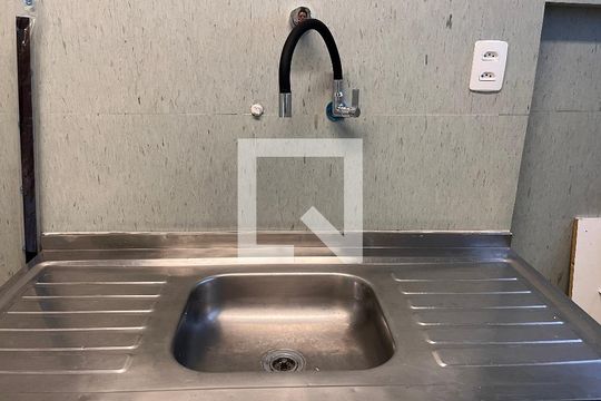 Cozinha de apartamento para alugar com 2 quartos, 70m² em Vila Clementino, São Paulo
