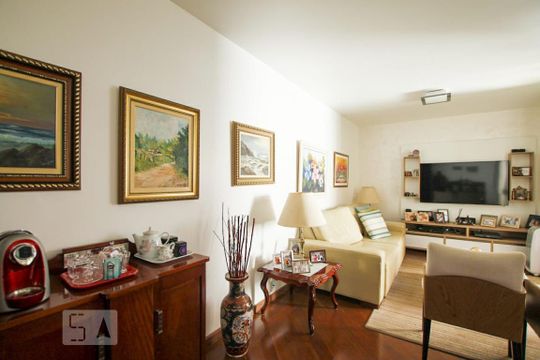 Sala de apartamento para alugar com 4 quartos, 143m² em Setor Bueno, Goiânia