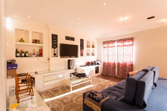Casa à venda com 3 quartos, 277m² em Pestana, Osasco