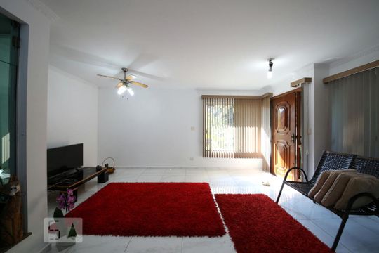 Sala de casa à venda com 4 quartos, 206m² em Jardim Umuarama, São Paulo