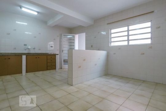 Cozinha de casa à venda com 3 quartos, 230m² em Chácara Inglesa, São Paulo