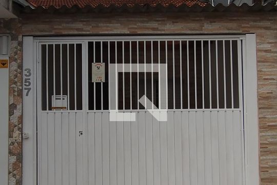 Fachada de casa à venda com 3 quartos, 100m² em Parque da Vila Prudente, São Paulo