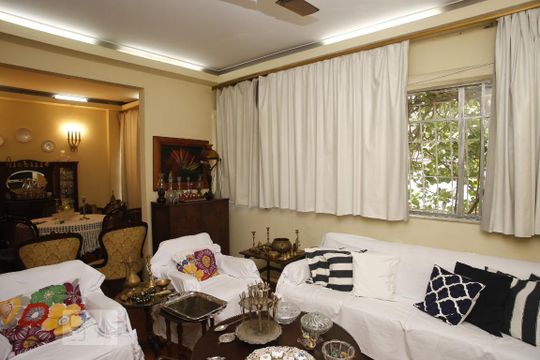 Casa à venda com 8 quartos, 400m² em Andaraí, Rio de Janeiro