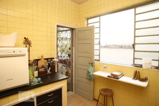 Cozinha de casa à venda com 8 quartos, 400m² em Andaraí, Rio de Janeiro