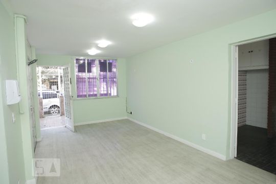 Sala de casa à venda com 5 quartos, 250m² em Andaraí, Rio de Janeiro