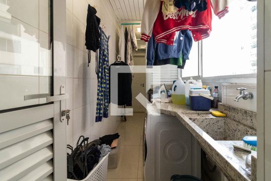 Área de Serviço de apartamento à venda com 4 quartos, 168m² em Água Branca, São Paulo