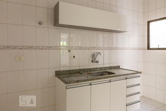 Cozinha de casa de condomínio para alugar com 3 quartos, 120m² em Vila Anglo Brasileira, São Paulo