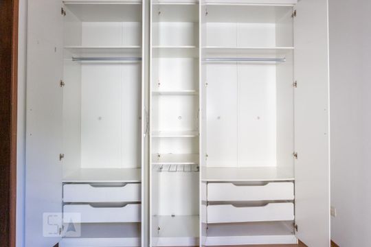 Suíte de casa de condomínio para alugar com 3 quartos, 120m² em Vila Anglo Brasileira, São Paulo