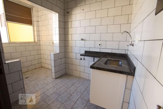 Cozinha de apartamento para alugar com 1 quarto, 44m² em Jardim Paulistano, Ribeirão Preto