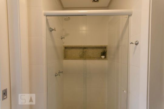 Banheiro da Suíte de apartamento para alugar com 3 quartos, 220m² em Jurerê Internacional, Florianópolis