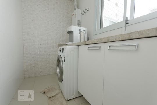 Área de Serviço de apartamento para alugar com 3 quartos, 220m² em Jurerê Internacional, Florianópolis