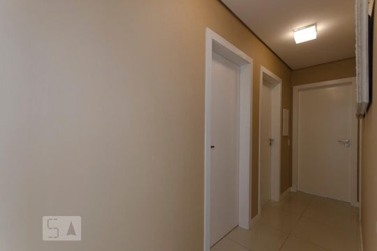 Corredor de apartamento para alugar com 3 quartos, 220m² em Jurerê Internacional, Florianópolis