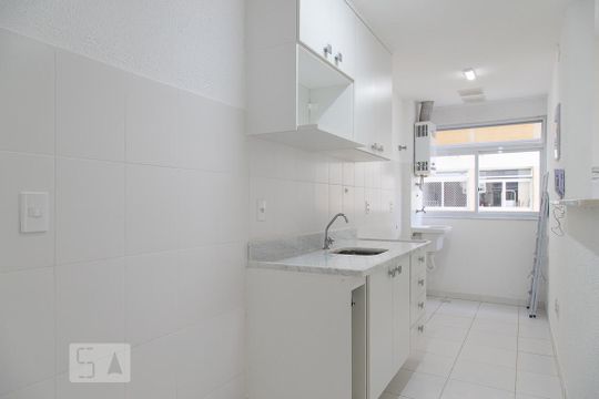 Cozinha  de apartamento à venda com 2 quartos, 58m² em Recreio dos Bandeirantes, Rio de Janeiro