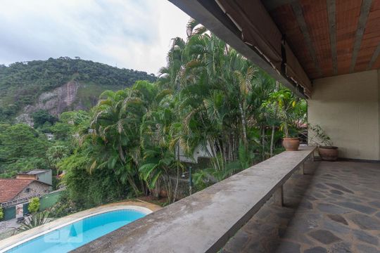 Varanda de casa de condomínio para alugar com 4 quartos, 400m² em Itanhangá, Rio de Janeiro